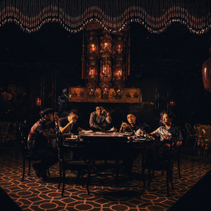 扒開腿灌牛奶🥛調教关晓彤
